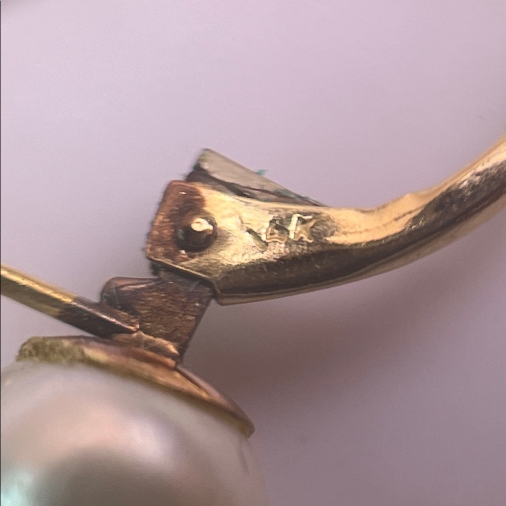 Classic 14 kt Gold Pearl & Diamond Earrings - Picture 8 of 12